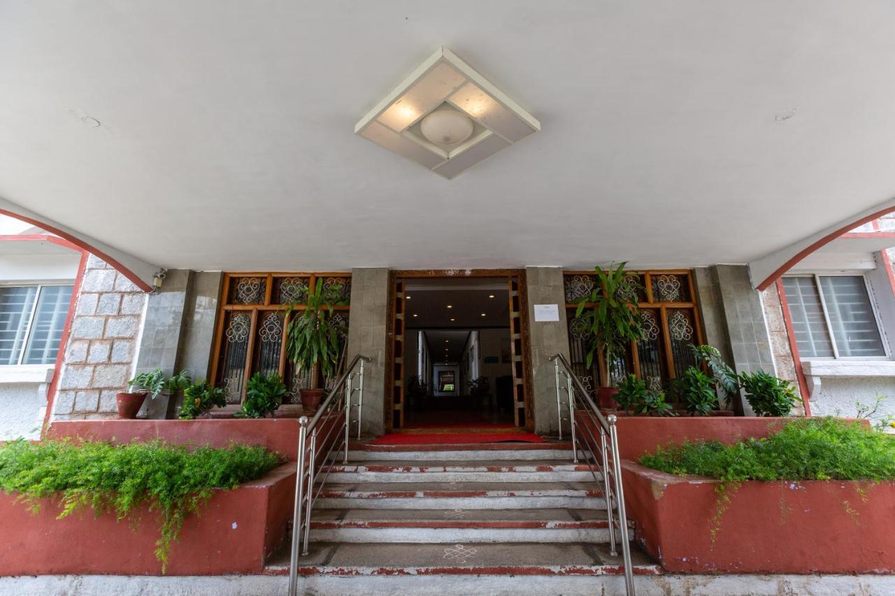 Kstdc Hotel Mayura Bhuvaneshwari Kamalapur Хампи Экстерьер фото