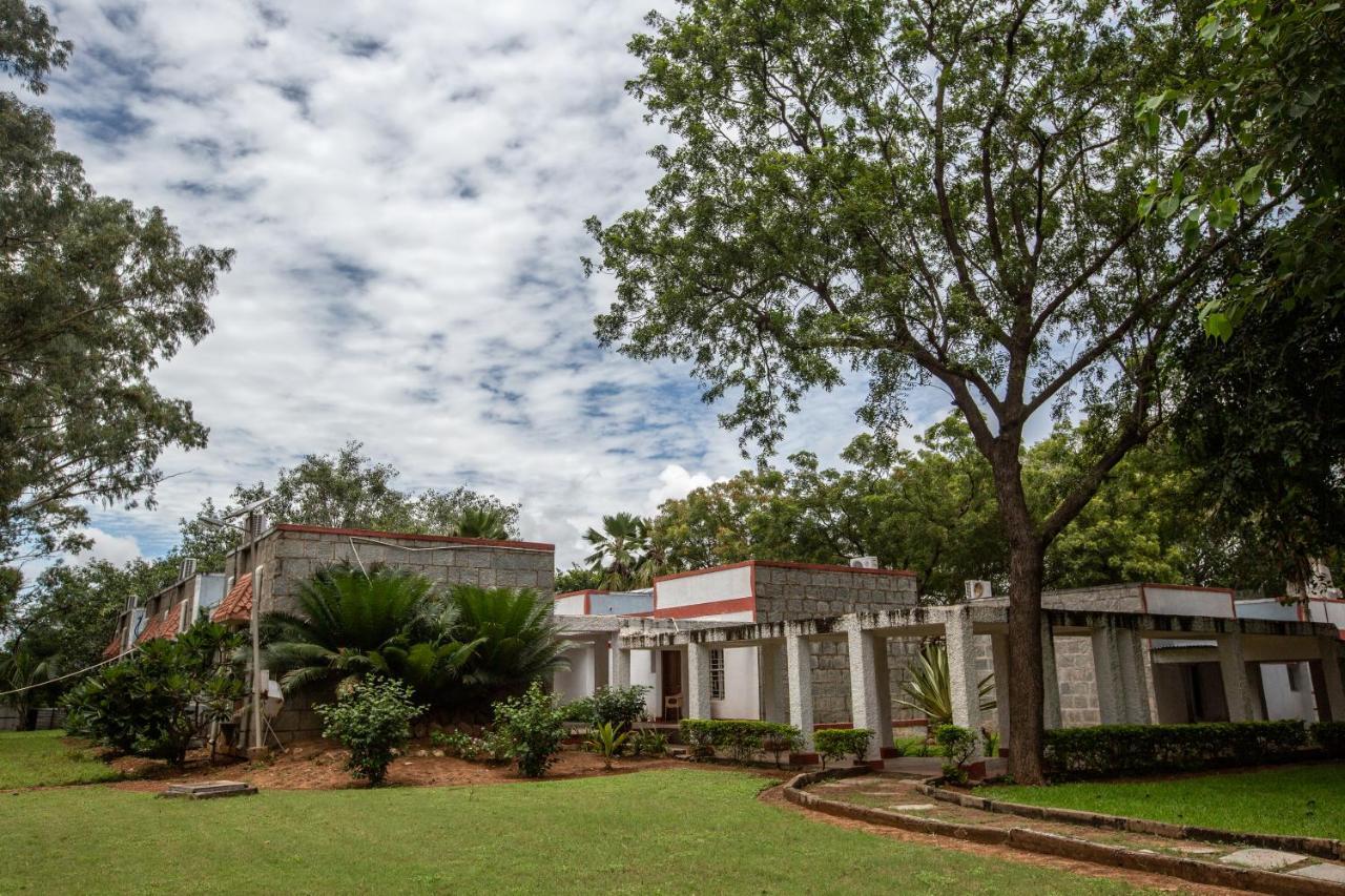 Kstdc Hotel Mayura Bhuvaneshwari Kamalapur Хампи Экстерьер фото