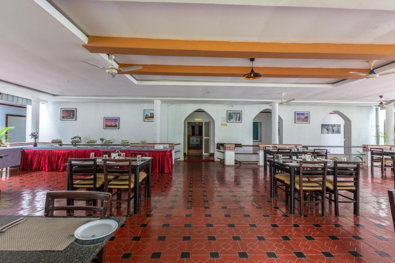 Kstdc Hotel Mayura Bhuvaneshwari Kamalapur Хампи Экстерьер фото