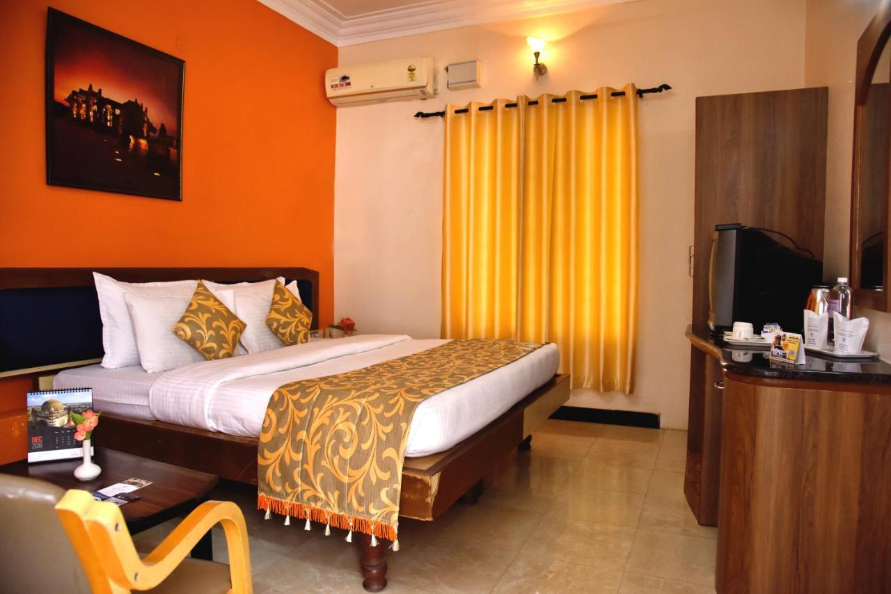 Kstdc Hotel Mayura Bhuvaneshwari Kamalapur Хампи Экстерьер фото