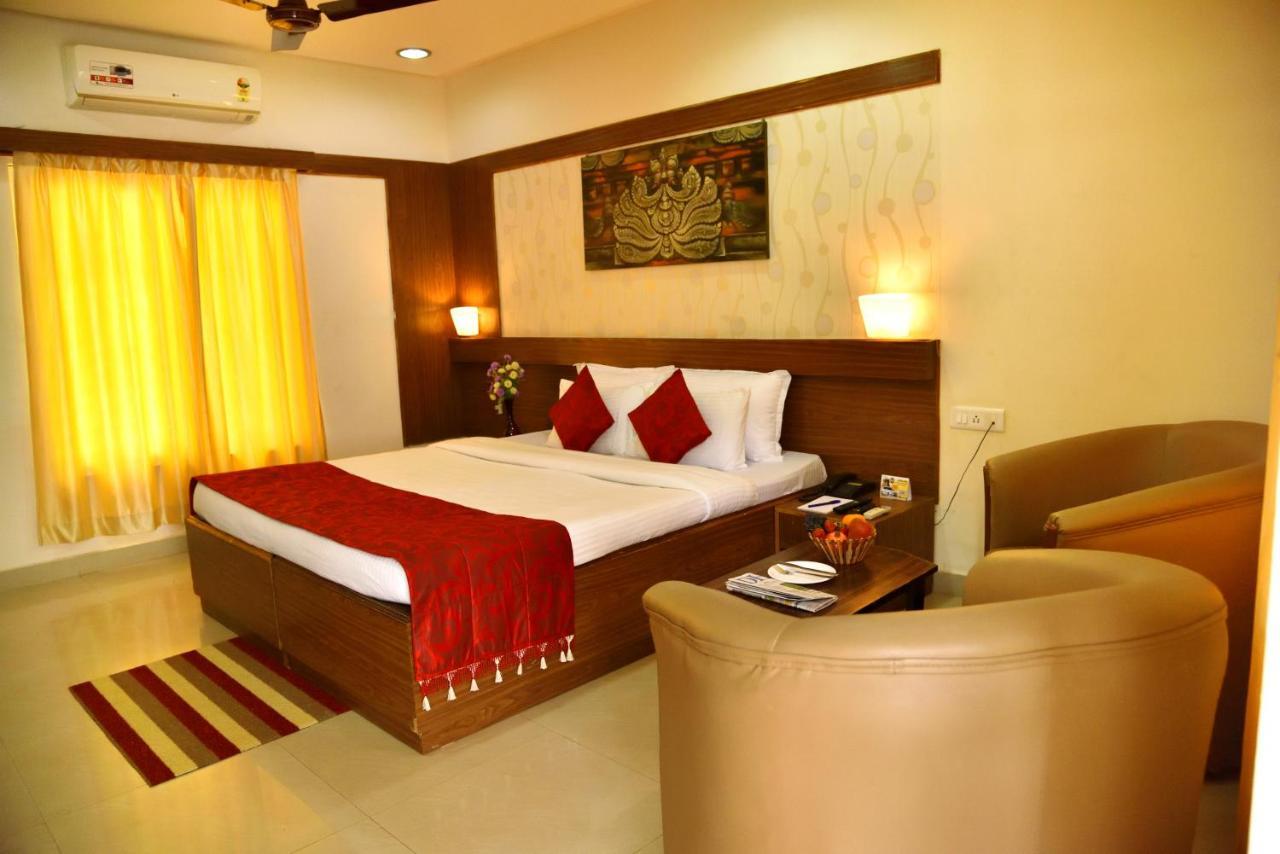 Kstdc Hotel Mayura Bhuvaneshwari Kamalapur Хампи Экстерьер фото